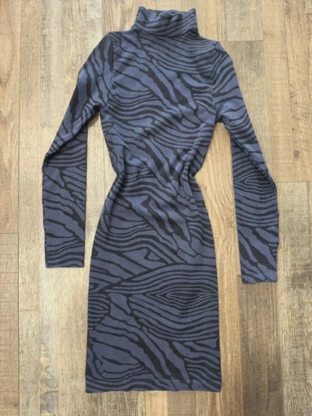 Bebe XS-S dark blue and black zebra print stretchy dress going out date night